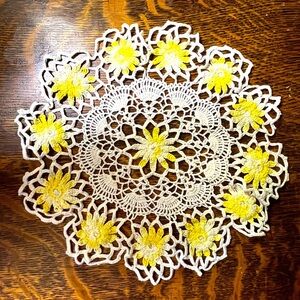 Crochet Doily Yellow Daisies Round 9” Handmade Vintage